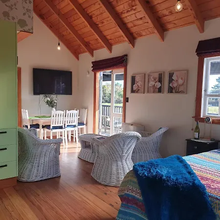 The Blackhouse Cottage Hokitika Exterior photo